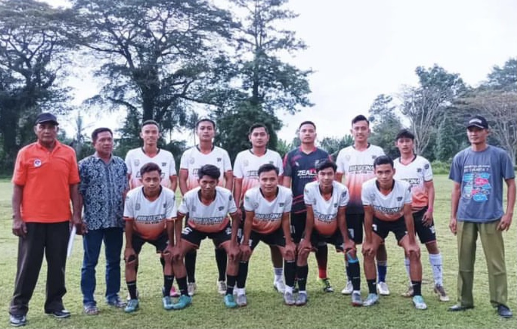 Persiapan Ikut Liga Desa, Bulu Cina Sparing dengan Porkabo FC